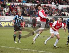 2.Bundesliga - FC Ingolstadt 04 - TSV 1860 München - Kopfball Markus Karl rechts Ivan Santini