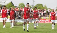 2.Bundesliga - FC Ingolstadt 04 - Rot Weiss  - Das Team geht geknickt vom Platz