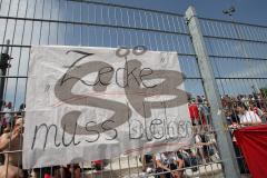 2.Bundesliga - FC Ingolstadt 04 - TuS Koblenz - Die FC Fans fordern Zecke mus bleiben