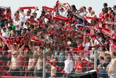 2.Bundesliga - FC Ingolstadt 04 - TuS Koblenz - Die Fans zeigen die Schals