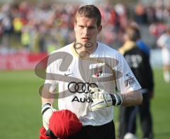 2.Bundesliga - FC Ingolstadt 04 - SV Wehen Wiesbaden - Torwart Michael Lutz vor dem Spiel