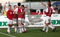 FC Ingolstadt 04 - 1.FC Kaiserslautern 1:3 - Der FC IN feirt das 1:0 bei den Fans