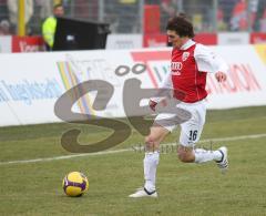 2.Bundesliga - FC Ingolstadt 04 - Oberhausen Andreas Buchner Flanke