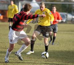 Testspiel - FC Ingolstadt 04 - FC IN II - Christopher Reinhard - links Daniel Miethaner