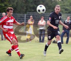 FC Ingolstadt 04 - FC Bayern 2 16.07.08 - Christopher Reinhard flankt