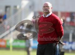 3.Liga - SSV Jahn Regensburg - FC Ingolstadt 04 - 0:2 - Trainer Hosrt Köppel