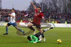 3.Liga - FC Ingolstadt 04 - 1.FC Heidenheim - Steffen Wohlfarth wird vom Torwart Baum gestoppt