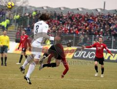 3.Liga - FC Ingolstadt 04 - VfL Osnabrück - Andreas Buchner wird im Strafraum umgeschubst, Moritz Hartmann meckert