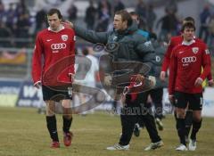 3.Liga - FC Ingolstadt 04 - VfL Osnabrück - Tobias Fink, Moritz Hartmann nach dem Spiel