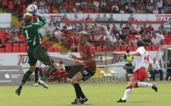 3.Liga - FC Ingolstadt 04 - RWE Erfurt - 5:0 - Robert Braber kommt zu spät