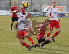 3.Liga - FC Ingolstadt 04 - Kickers Offenbach 1:0 - Andreas Buchner im Zweikampf