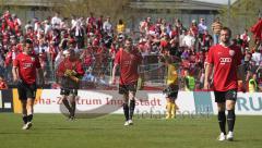 3.Liga - FC Ingolstadt 04 - VfB Stuttgart II - Hängende Köpfe nach dem Spiel Fans Jubel