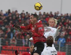 3.Liga - FC Ingolstadt 04 - VfL Osnabrück - Kopfballduell, Malte Metzelder