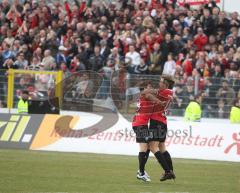 3.Liga - FC Ingolstadt 04 - Kickers Offenbach 1:0 - Fabian Gerber läuft sich frei und zieht sicher ab zum Siegtreffer 1:0 und läuft zu den Fans - Jubel. Hier mit Andreas Buchner