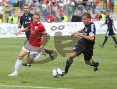 3.Liga - FC Ingolstadt 04 - Bayern München II - Moritz Hartmann kämpft sich durch