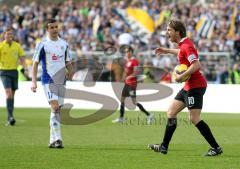 3.Liga - FC Ingolstadt 04 - FC Carl Zeiss Jena - Fabian Gerber läuft ins vermeintliche Abseits das dann keines war. Ball in der Hand wird gepfiffen