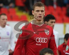 3.Liga - FC Ingolstadt 04 - VfL Osnabrück - Matias Wittek beim Einmarsch