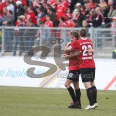 3.Liga - FC Ingolstadt 04 - Kickers Offenbach 1:0 - Fabian Gerber läuft sich frei und zieht sicher ab zum Siegtreffer 1:0 und läuft zu den Fans - Jubel - hier mit Steffen Wohlfarth