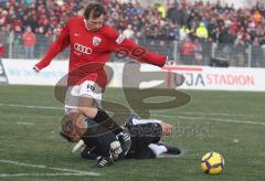 3.Liga - FC Ingolstadt 04 - Erzgebirge Aue - 5:1 - Tobias Fink alleine vor dem Torwart, kommt aber nicht vorbei und vergibt eine 100% Chance