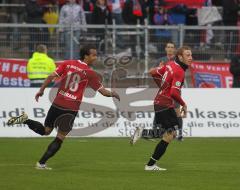 3.Liga - FC Ingolstadt 04 - 1.FC Heidenheim - Moritz Hartmann köpft zum 1:0. Torwart Denis Baum chancenlos