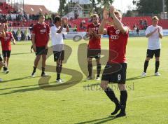 3.Liga - FC Ingolstadt 04 - SpVgg Unterhaching - Jubel bei den Fans - Moritz Hartmann