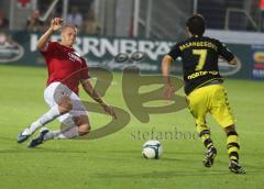 3.Liga - FC Ingolstadt 04 - Borussia Dortmund II - Steven Ruprecht im Zweikampf