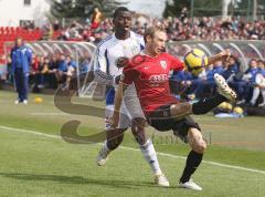 3.Liga - FC Ingolstadt 04 - FC Carl Zeiss Jena - Moritz Hartmann gegen Assani Lukimya-M.