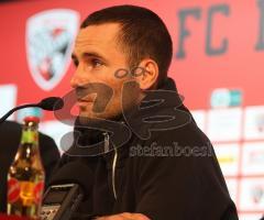 3.Liga - FC Ingolstadt 04 - SV Wehen Wiesbaden 5:1 - Pressekonferenz Trainer Michael Wiesinger