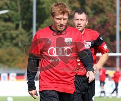 3.Liga - FC Ingolstadt 04 - SpVgg Unterhaching - Andreas Zecke Neuendorf und hinten Ralf Keidel