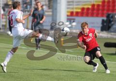 3.Liga - FC Ingolstadt 04 - SpVgg Unterhaching - Andreas Zecke Neuendorf und links Christian Hain