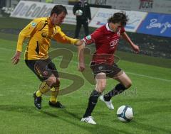 3.Liga - FC Ingolstadt 04 - Dynamo Dresden - Zweikampf Andreas Buchner