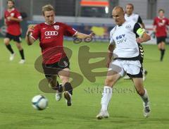 3.Liga - FC Ingolstadt 04 - Wacker Burghausen - 6:0 - Moritz Hartmann im Zweikampf mitSven Kresin