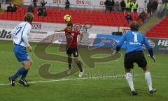 3.Liga - FC Ingolstadt 04 - Wuppertaler SV - Stefan Leitl versucht einen Kopfball aufs Tor leider vorbei