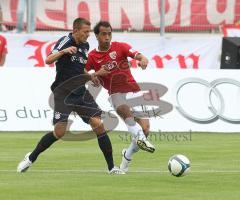 3.Liga - FC Ingolstadt 04 - Bayern München II - Moise Bambara im Zweikampf