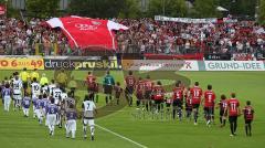 3.Liga - FC Ingolstadt 04 - Wacker Burghausen - 6:0 - Einmarsch der Teams