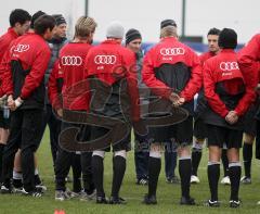 3.Liga - FC Ingolstadt 04 - Trainerwechsel - Michael Wiesinger hält das erste offizielle Training als Interimscoach in der 3.Liga