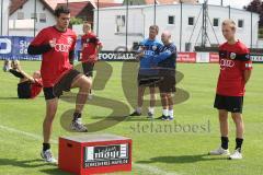 3.Bundesliga - FC Ingolstadt 04 - Trainingsbeginn Saison 2009/2010 - Michael Wenczel und rechts Tim Pollmann