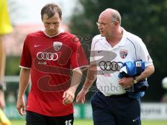 3.Bundesliga - FC Ingolstadt 04 - Vorbereitung - FC Gerolfing - 0:8 - Tobias Fink im Gespräch mit Horst Köppel