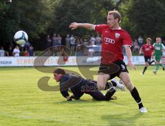 3.Bundesliga - FC Ingolstadt 04 - SV Manching - Vorbereitung - Moritz Hartmann kommt am TW Christopher Orth vorbei trifft aber nicht