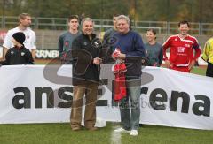 Bayernliga - FC Ingolstadt 04 2 - FC Memmingen - Ehrung Ehrenamt. Werner Roß