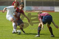 Bayernliga - FC Ingolstadt 04 II - Bad Kötzting - links Alfieri Allesandro im Zweikampf