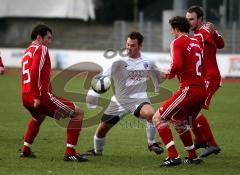 Bayernliga - FC Ingolstadt 04 2 - FC Memmingen - Umringt - Karl-Heinz Lappe