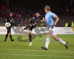 Testspiel - FC Ingolstadt 04 - 1860 München - Tobias Strobl zieht ab