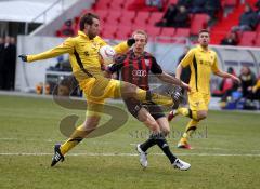 2.Liga - FC Ingolstadt 04 - Alemannia Aachen 2:1 - Moritz Hartmann im Zweikampf mit Thomas Stehle evtl Hand