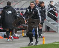 2.Liga - FC Ingolstadt 04 - FSV Frankfurt 0:1 - schreit die Schiedsrichter an Uwe Wolf