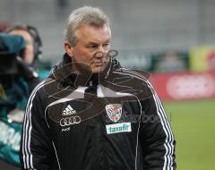 2.Liga - FC Ingolstadt 04 - MSV Duisburg 1:1 - Trainer Benno Möhlmann