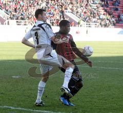 2.Liga - FC Ingolstadt 04 - Armenia Bielefeld 1:0 - Edson Buddle vor dem Tor