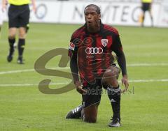 2.Liga - FC Ingolstadt 04 - Vfl Osnabrück 0:1 - Caiuby schimpft nach einem Foul auf den linienrichter