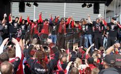 FC Ingolstadt 04 - Saisonabschlußfeier am Audi Sportpark - Die Mannschaft bedankt sich bei den Fans