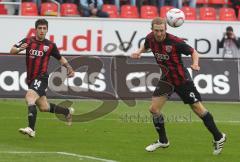 2.Liga - FC Ingolstadt 04 - FSV Frankfurt 0:1 - Moritz Hartmann köpft und links Romain Dedola